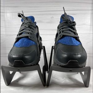 Nike Huarache men’s size 8 dark blue obsidian